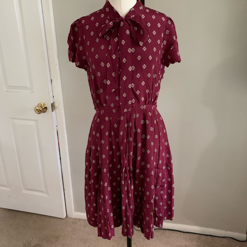 NWT Silk J Crew Fit and Flare Tie Neck Dress, Sz 6